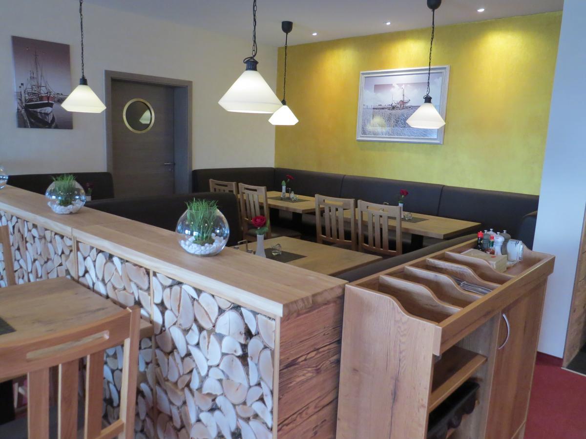 Nordseehotel Eymers นอร์ดฮอลซ์ ภายนอก รูปภาพ