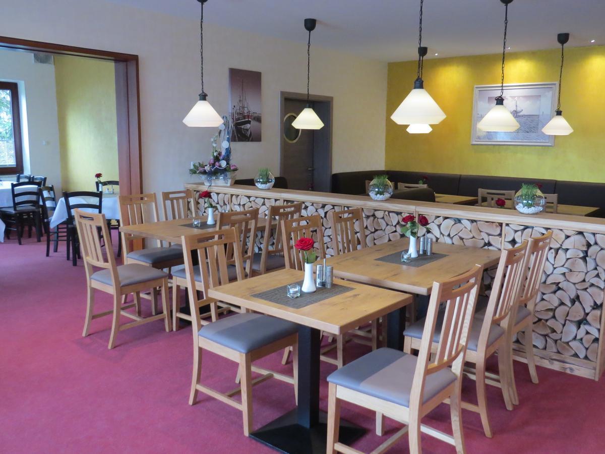 Nordseehotel Eymers นอร์ดฮอลซ์ ภายนอก รูปภาพ